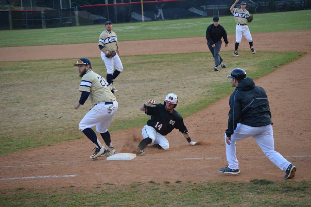 Photoblog: North Greenville Men’s Baseball Team Defeats Montreat College
