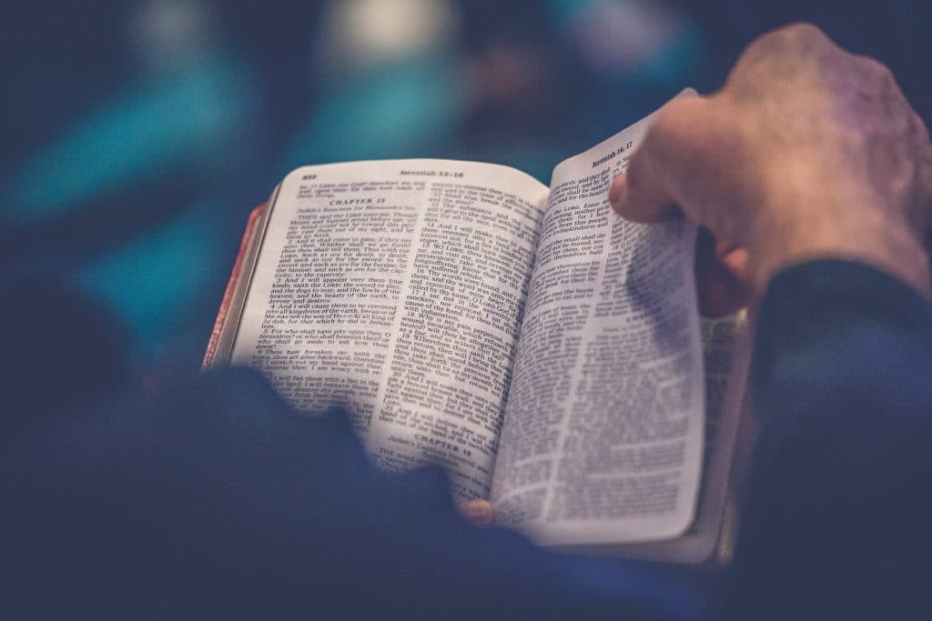 How to Effectively Lead a Bible Study