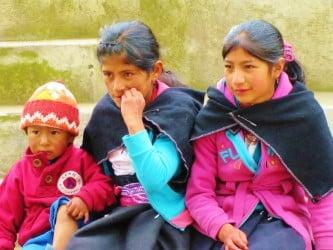 A group of Ecuadorian children gather together. Photo courtesy of Allen McWhite.