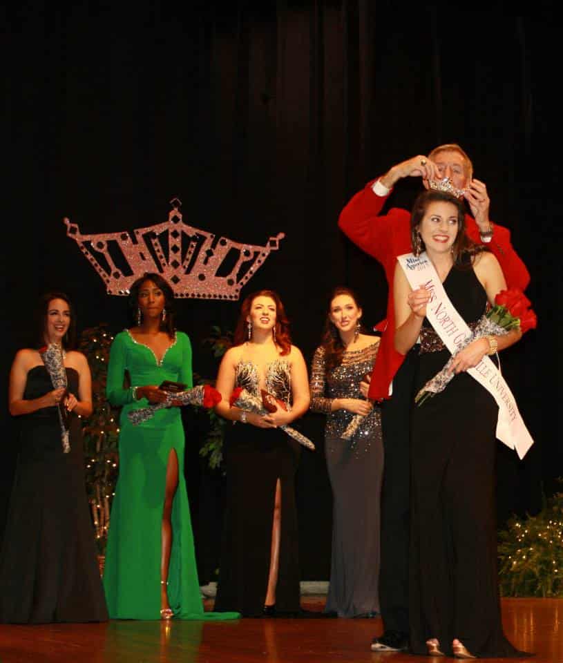 Samantha Monteith is crowned Miss NGU 2015.