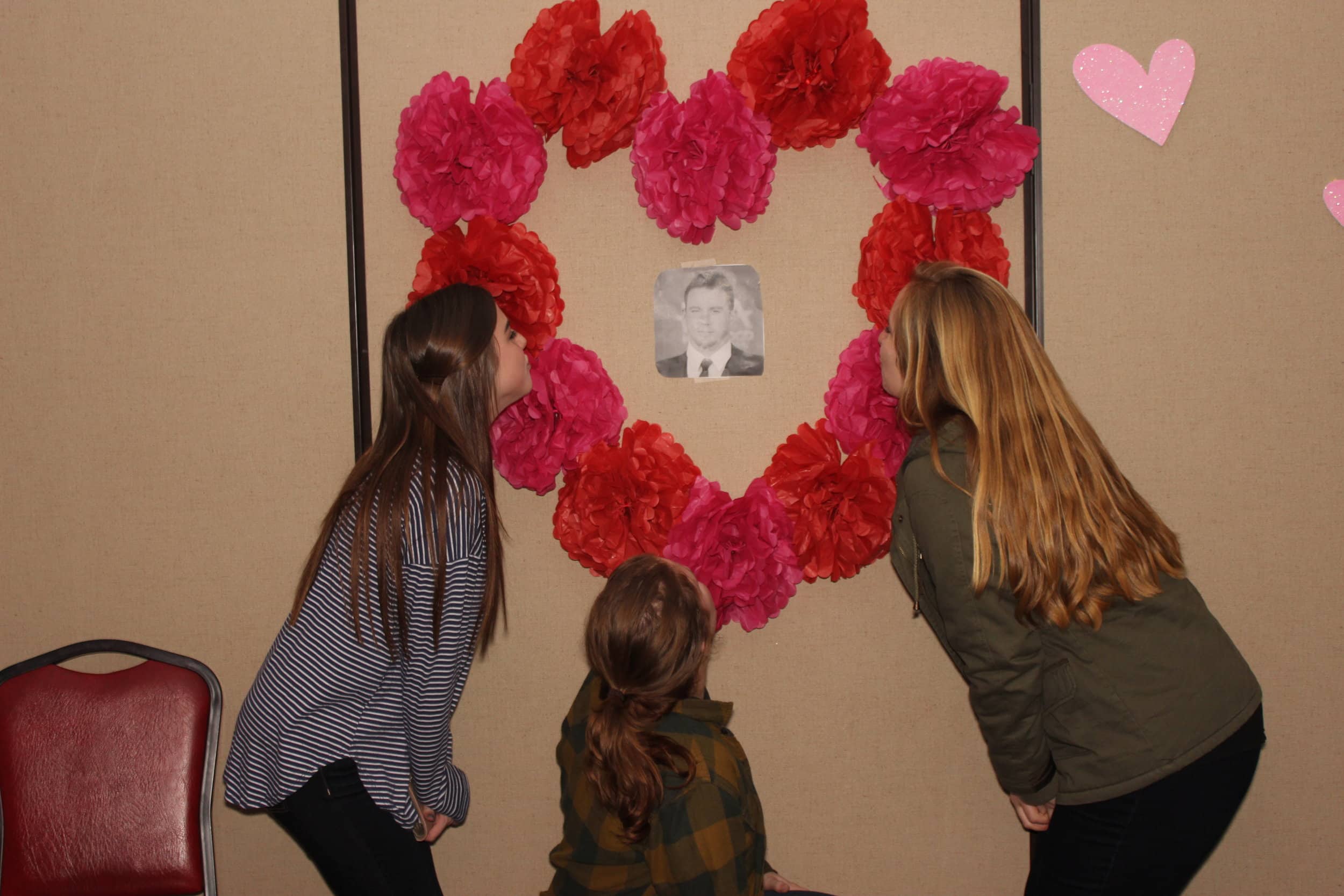 Junior Mary Margaret Shelley and sophomores Allysa Yeater and Sarah Byrd enjoyi the scenery at the Galentines event.