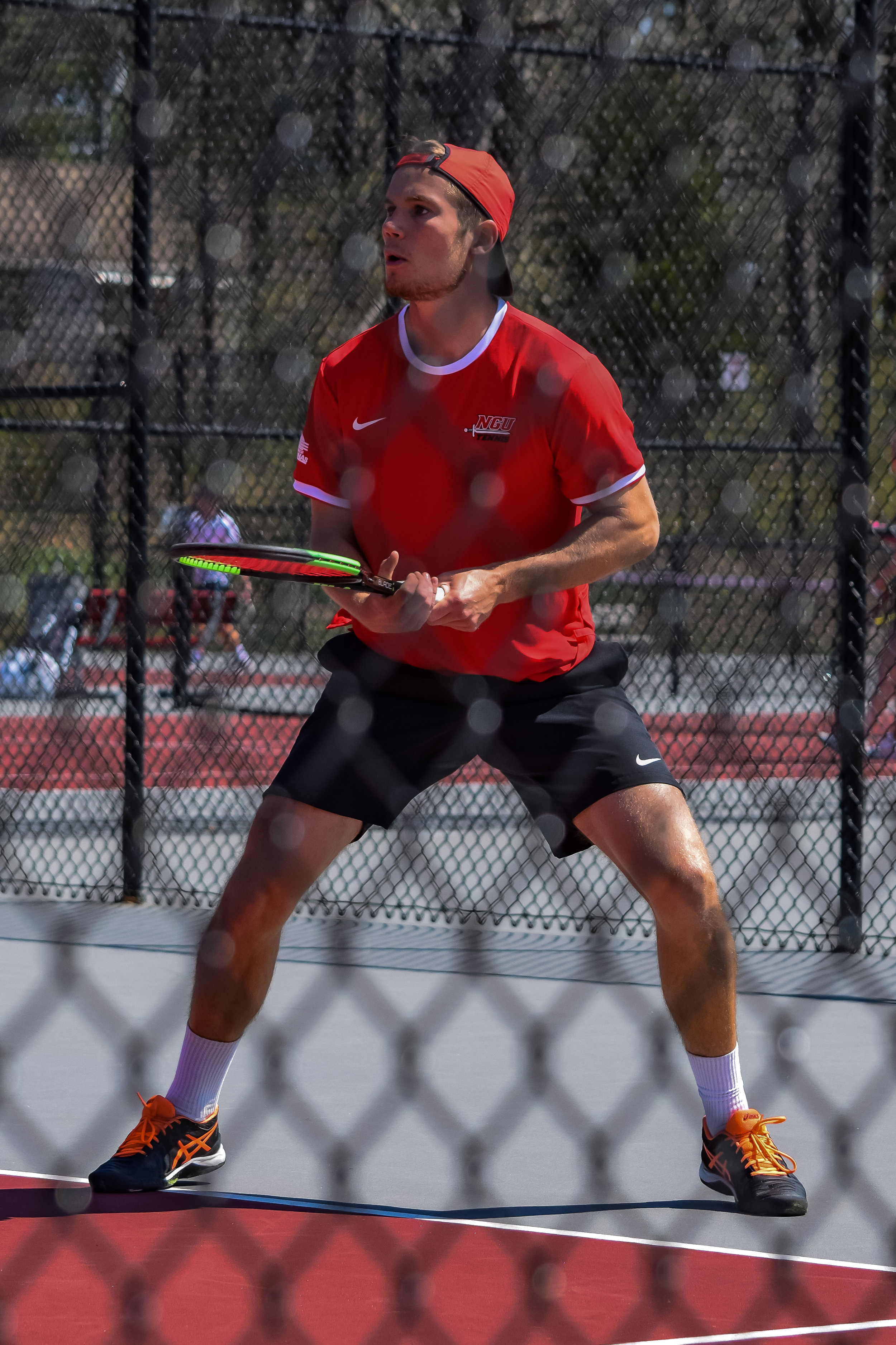 Dion Nijboer intensely waits for the ball.&nbsp;