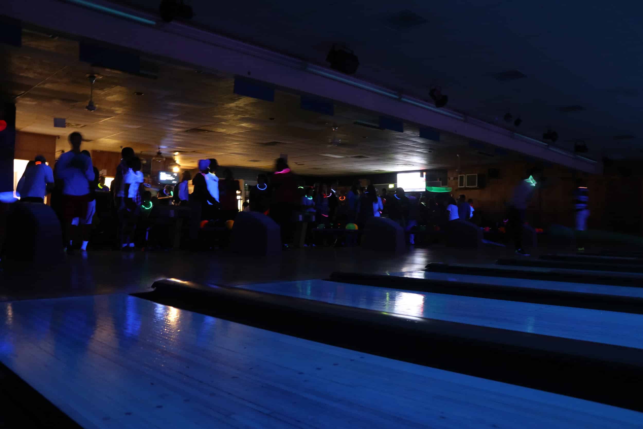 The bowling alley was crowded with NGU students and glow sticks.