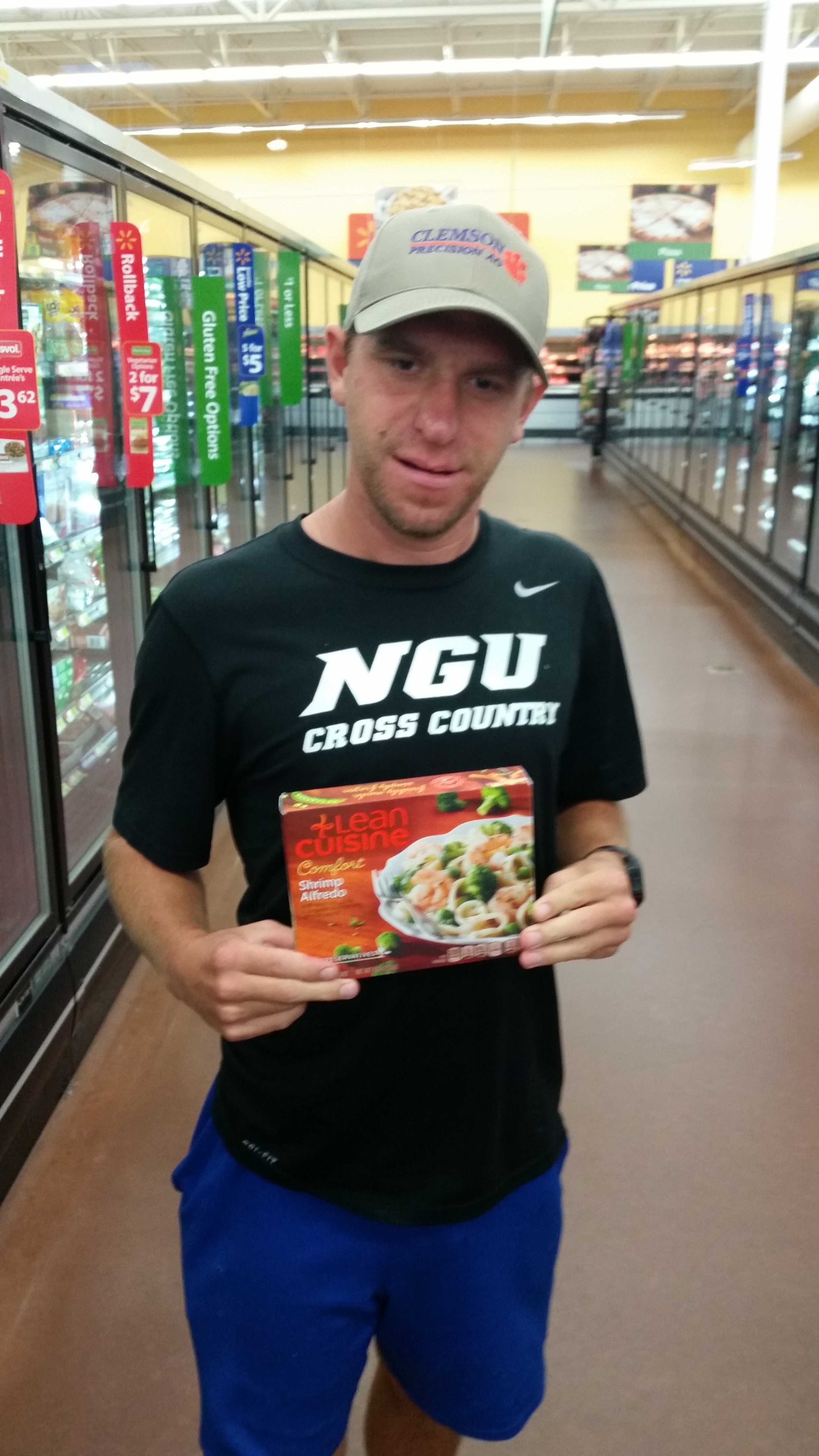 Russell Webb enjoys Lean Cuisine&nbsp;