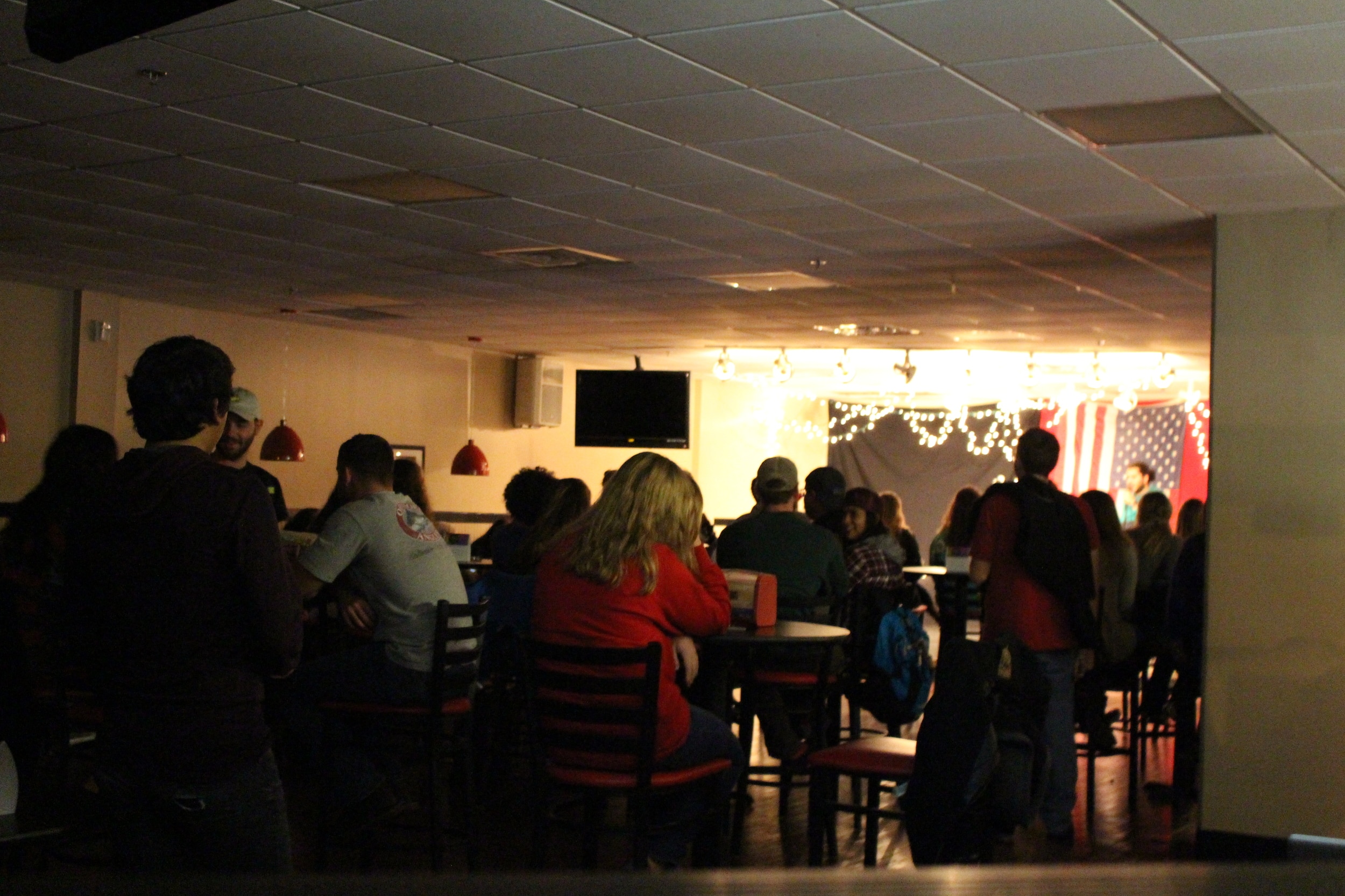 Activities Staff hosts a STUDio Coffeehouse on Wednesday night before exams begin.