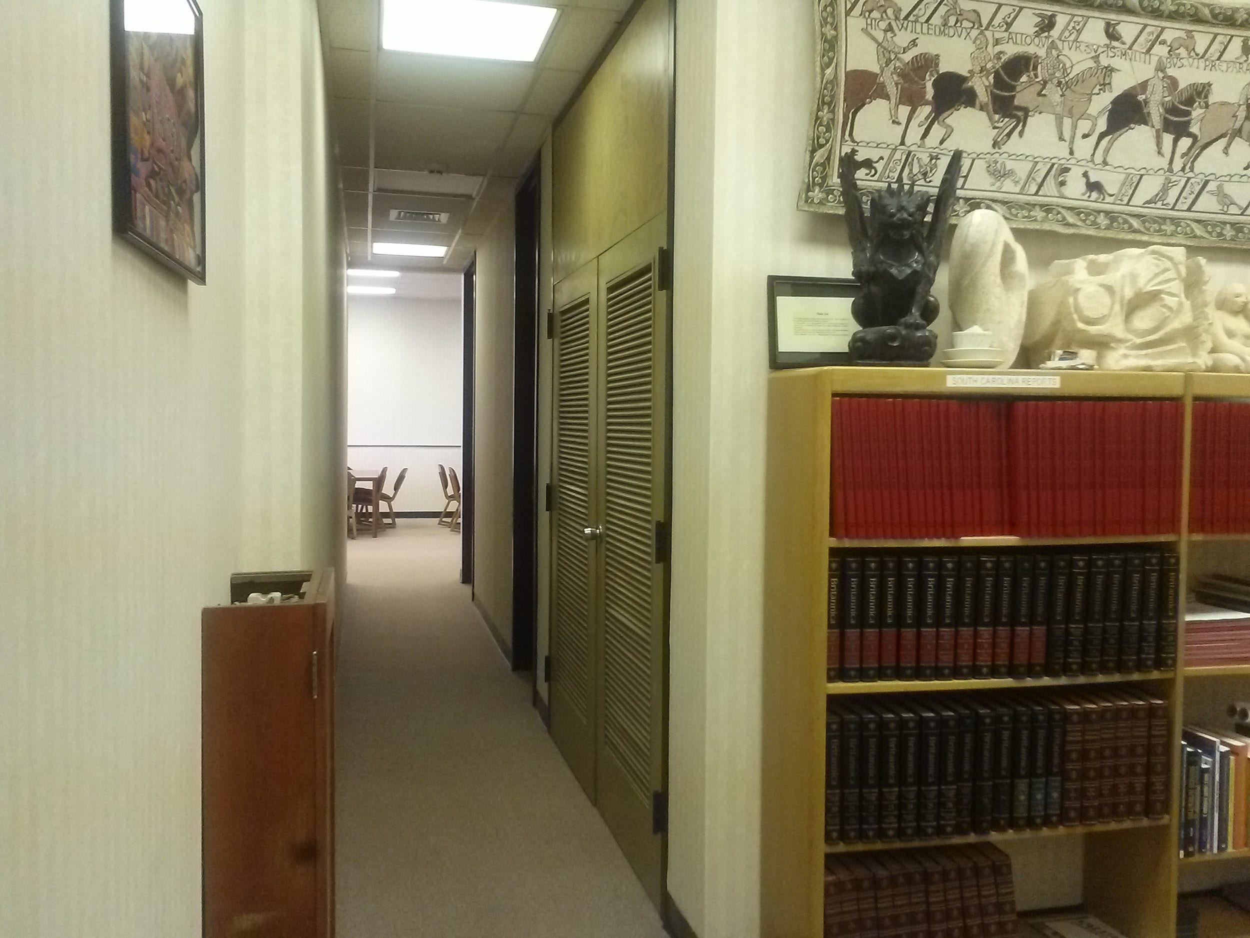  Did you know that there is a hallway that connects the offices downstairs in the library to the study tables on the right side of the entrance?&nbsp; 