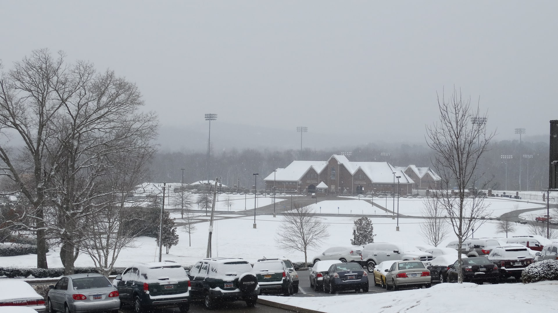 Photo by Alex Miller, Snow blanketed the campus