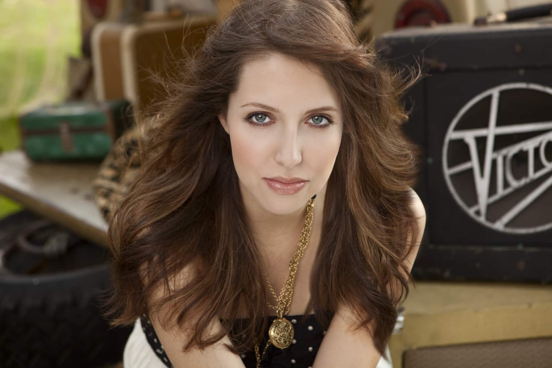 Courtesy:&nbsp;http://wordlabelgroup.com/francescabattistelli