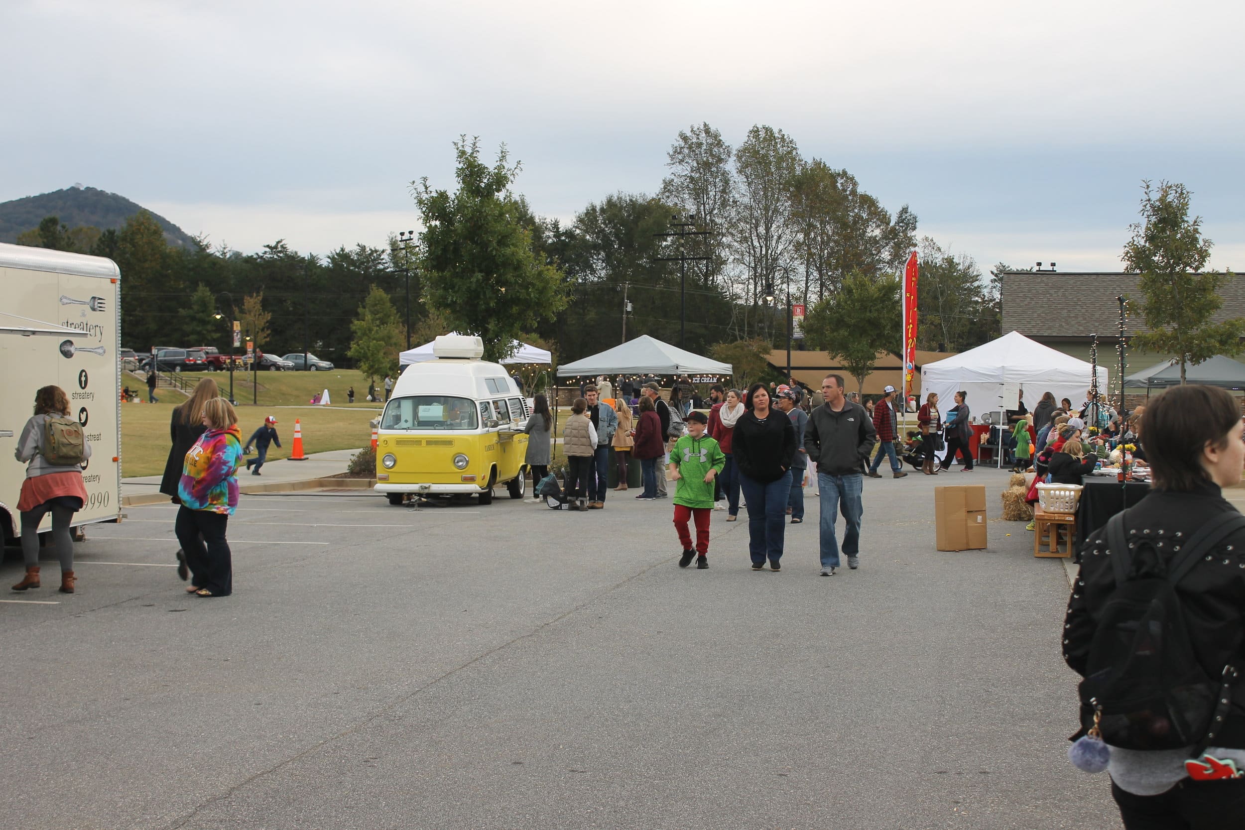 Travelers Rest, SC commenced their annual fall bluegrass and harvest market on Oct. 25.