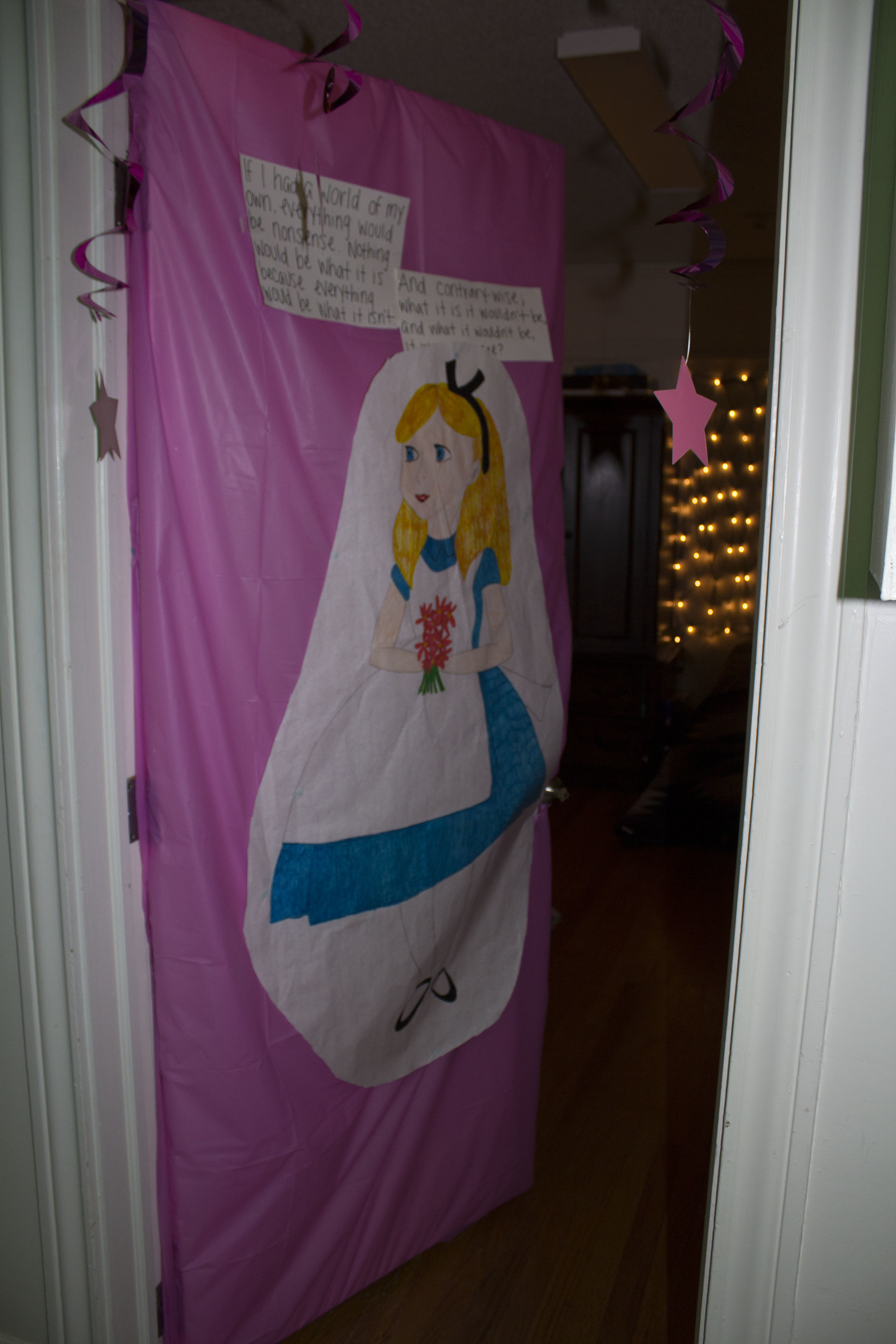  Chinquapin 8 decorated their dorm with an Alice in Wonderland theme. 