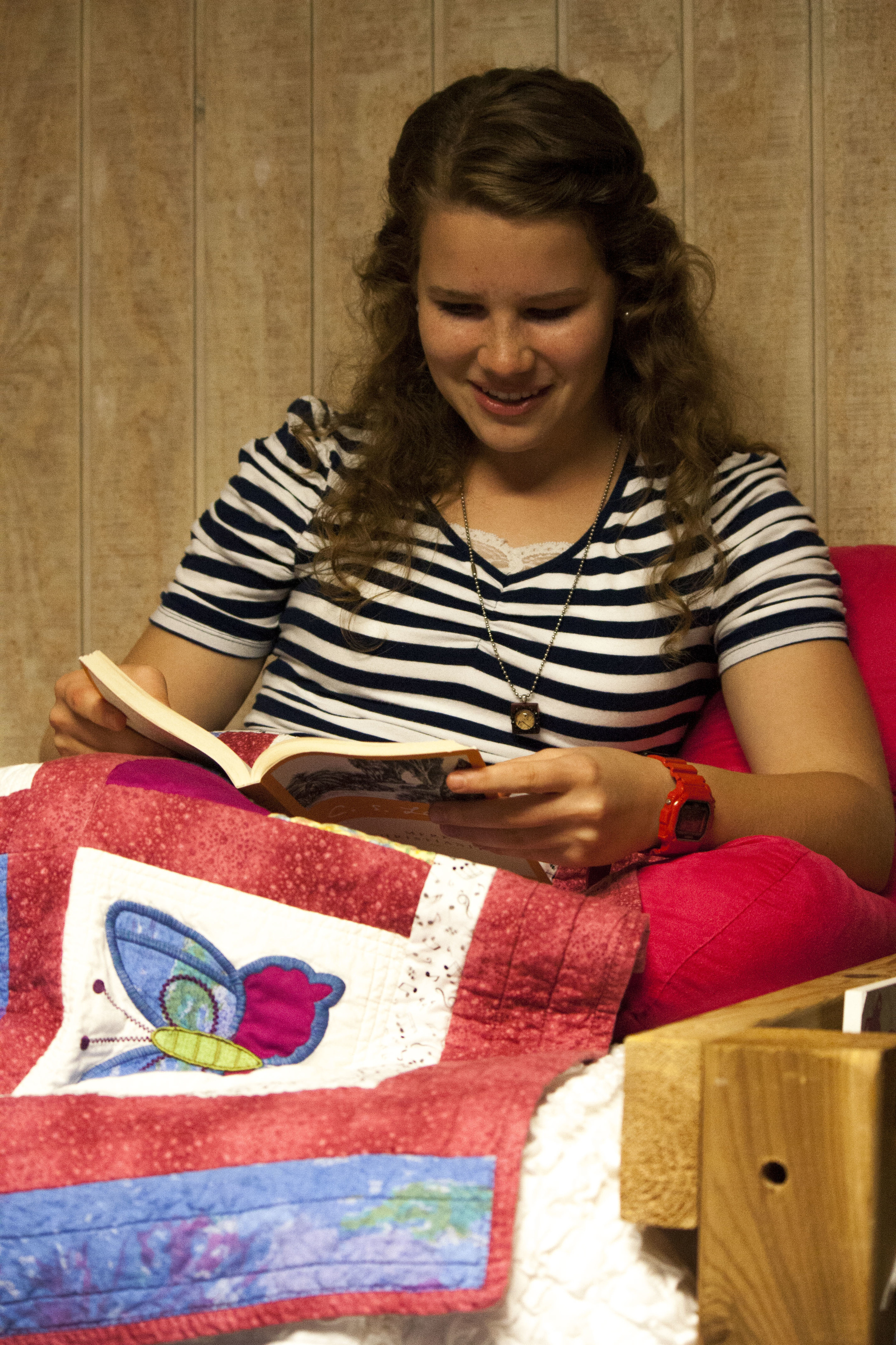 Marianne Woodard, sophomore, enjoys sitting down to read a book during her free time.&nbsp;