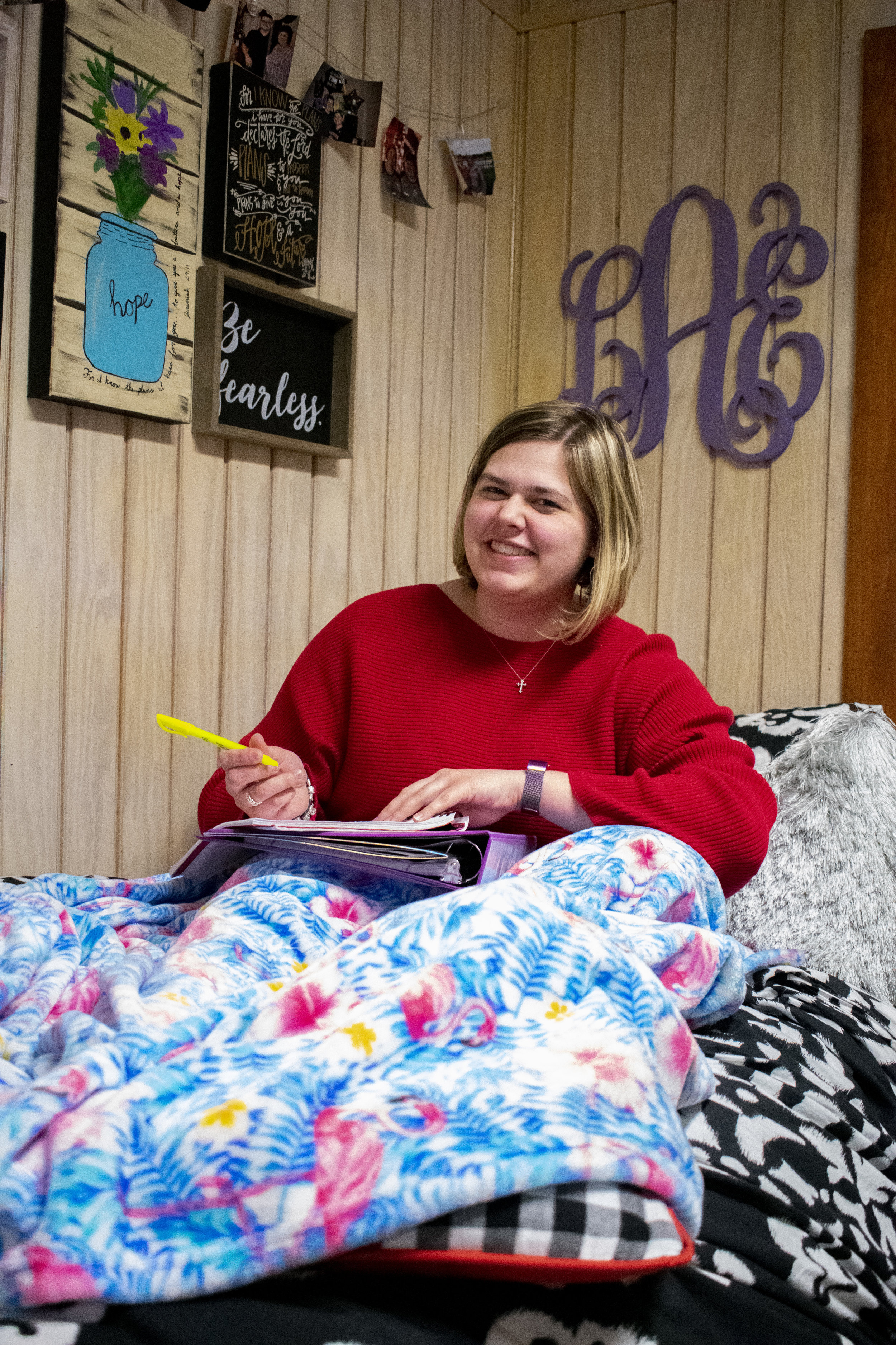 Freshman Elaine Armstrong decides to study after she looked at some Valentines Day photos on her phone.