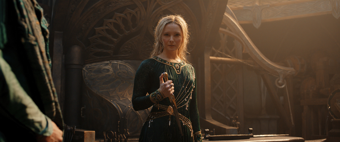 Galadriel in Rings of Power: one joke to rule them all